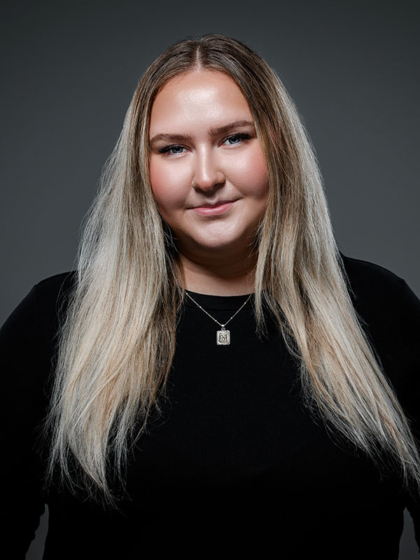 Portraitfoto Anastasia Aralov